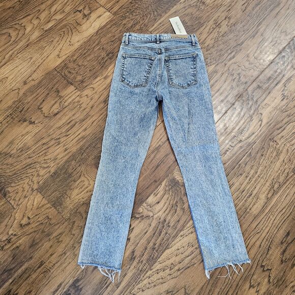 grlfrnd jeans Size 26 Reed Light Wash Straigh Leg Raw Hem - Picture 7 of 9